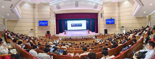 慧聚浙里 AI创未来|杭州医学院承办的“智联医疗 生成健康”2024年度医学人工智能与大数据学术会议顺利召开